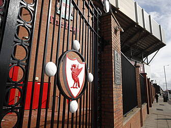 Liverpool hit back at mayor Jo...